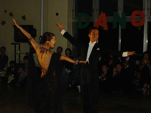Aki_Dance_Party-053.JPG